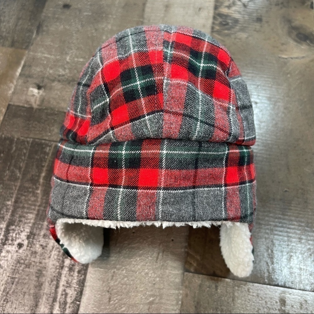 Carter’s Boys Winter Plaid Hat 12 - 24 months - Picture 3 of 7